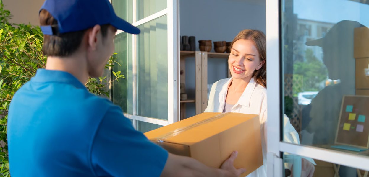 Door to Door Courier Service