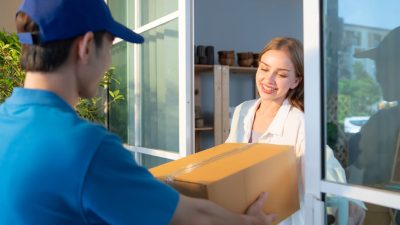 Door to Door Courier Service